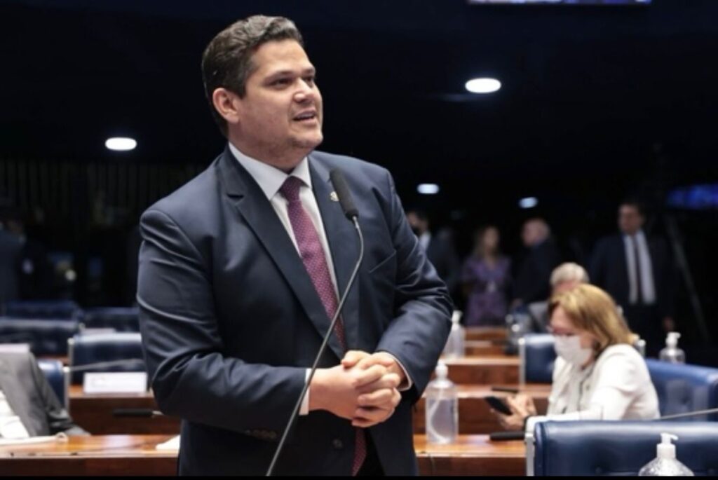 Davi Alcolumbre - Senador