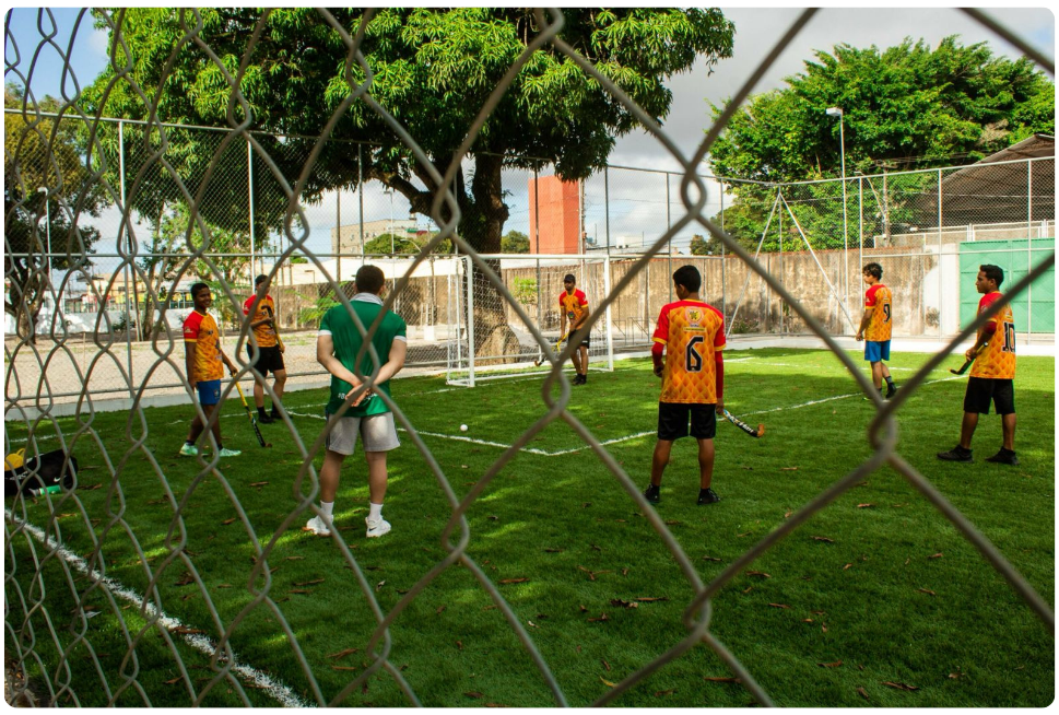 Hockey na grama também faz parte dos esportes que o Complexo Glicério Marques oferece. Foto: Arquivo PMM