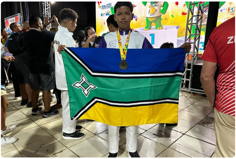 José Gabriel conquistou sua medalha após grandes lutas na modalidade taekwondo
